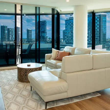 Waterfront Melbourne Apartments-3